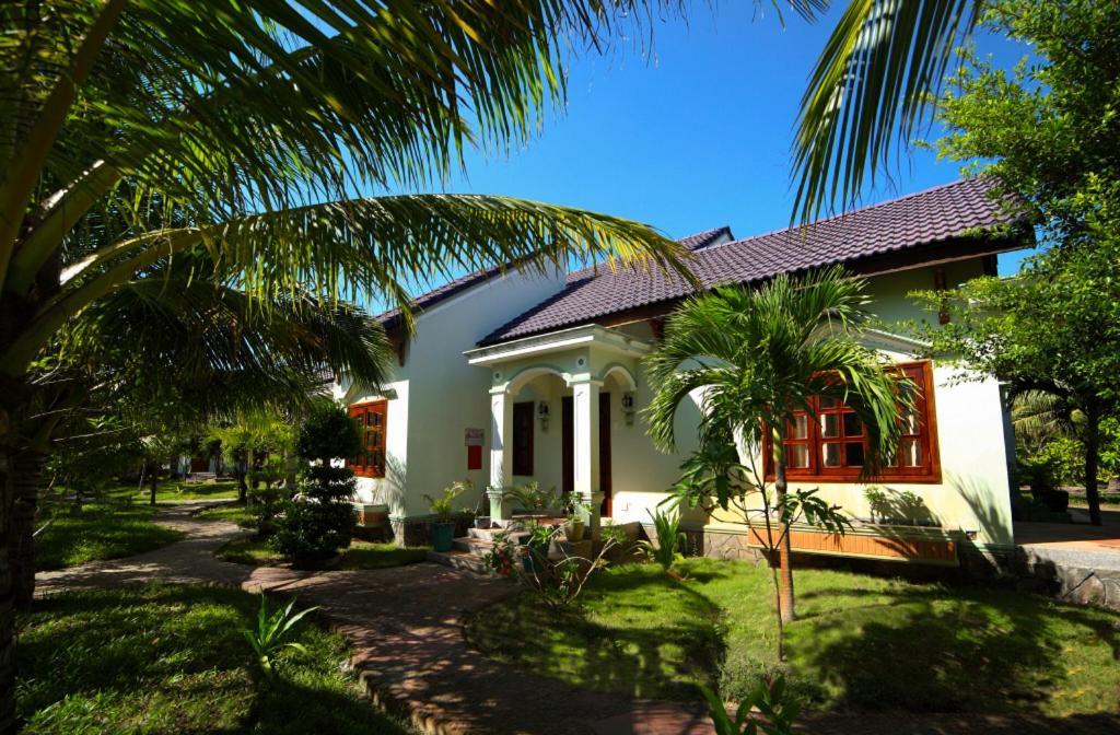 Gold Rooster Resort Phan Rang Exterior foto