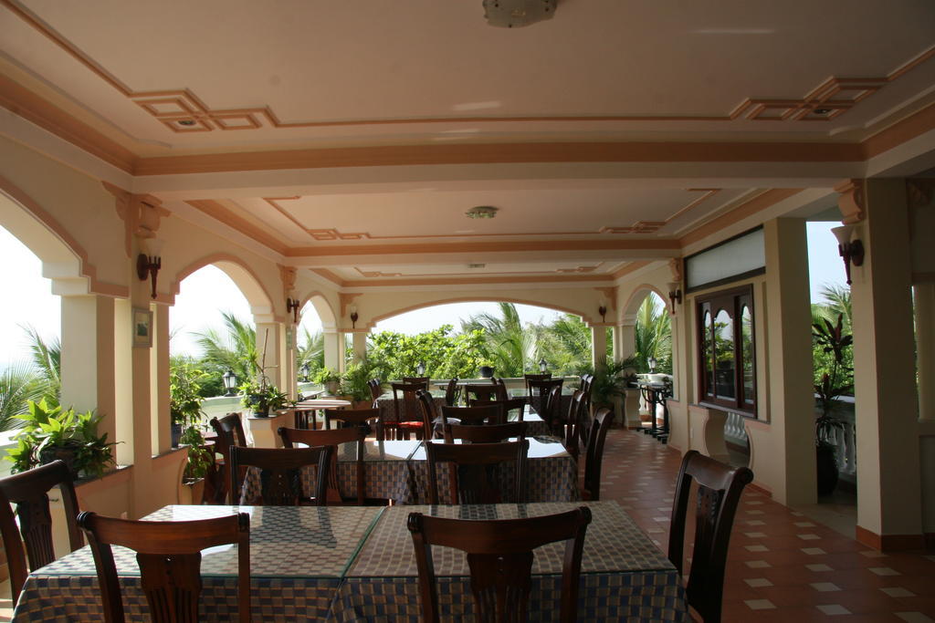 Gold Rooster Resort Phan Rang Exterior foto